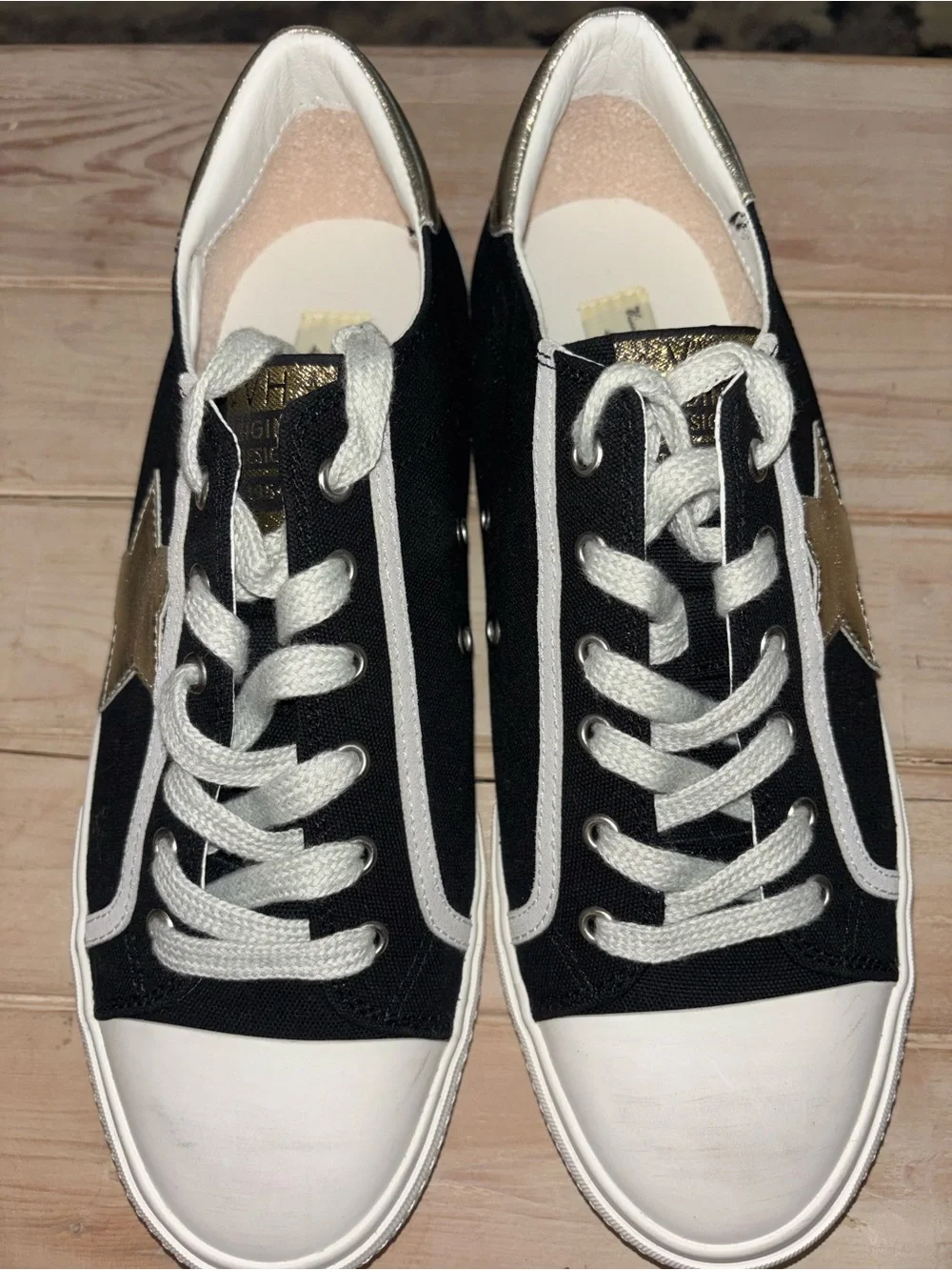 Vintage Havana Alive sneakers Size 11